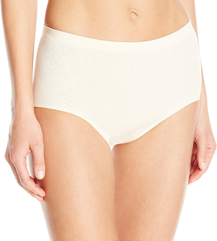 Bali Women's Comfort Revolution Brief Panty (3-Pack) (6-7, Light Beige Damask)