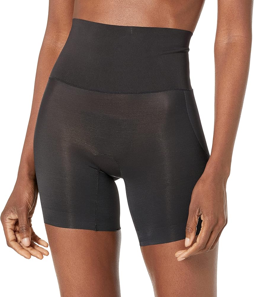 Maidenform Womens Booty Lift Shorty